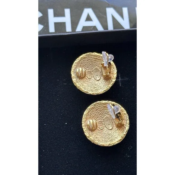 Chanel Authentic Coco Mark Braided Earrings Round Vintage Gold-tone 3 Cm - Picture 2 of 6